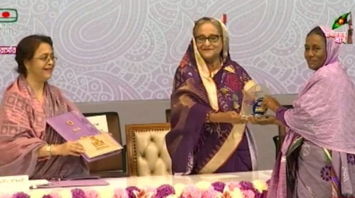 পাঁচ নারী পেলেন জয়িতা সম্মাননা
