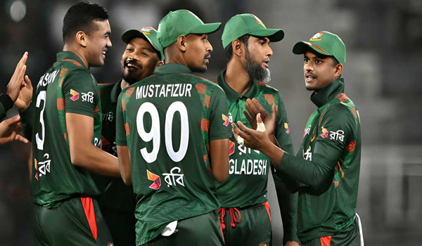 টস জিতে ব্যাটিংয়ে শ্রীলঙ্কা