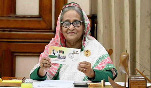 বিজয় দিবসে স্মারক ডাকটিকিট অবমুক্ত করলেন প্রধানমন্ত্রী