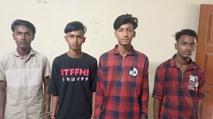 কিশোর গ্যাংয়ের দ্বন্দ্বের জেরে আলীকে হত্যা, গ্রেপ্তার ৪