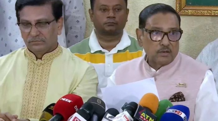 বাংলাদেশ ব্যাংকে কেন ঢুকবে সাংবাদিকেরা, প্রশ্ন ওবায়দুল কাদেরের