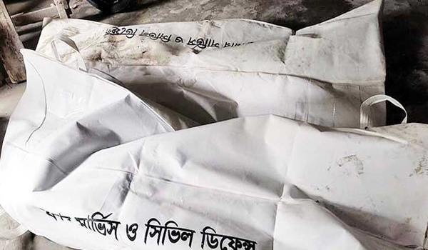 মাজার জিয়ারত শেষে ফেরার পথে ট্রাকচাপায় একই পরিবারের চারজনসহ নিহত ৫