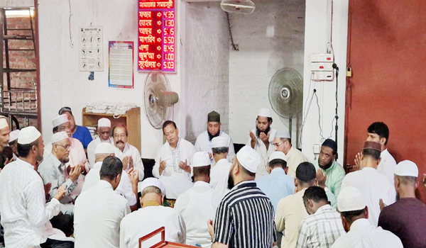 সাবেক প্রধানমন্ত্রী বেগম খালেদা জিয়ার সুস্থতা কামনায় বিএনপি দোয়া মাহফিল