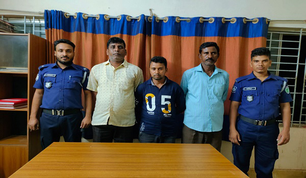 মাধবপুরে চাঁদাবাজির অভিযোগে ২ ইউপি সদস্যসহ গ্রেপ্তার ৩