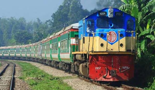 ট্রেনের টিকিটের টাকা ফেরত দিচ্ছে রেলওয়ে