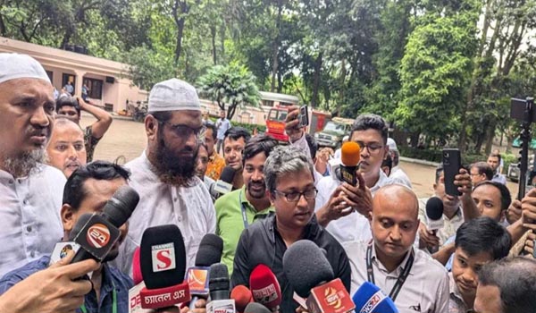 একজন দুইবারের বেশি প্রধানমন্ত্রী নয়: প্রধান উপদেষ্টাকে মামুনুল হক