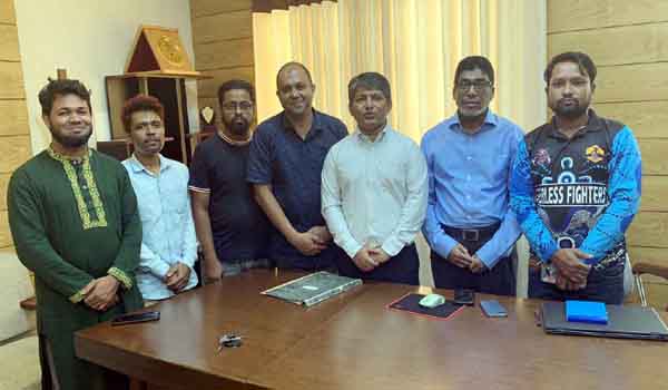 সওজ নির্বাহী প্রকৌশলীর সাথে নিসচা সিলেট জেলা শাখার মতবিনিময়