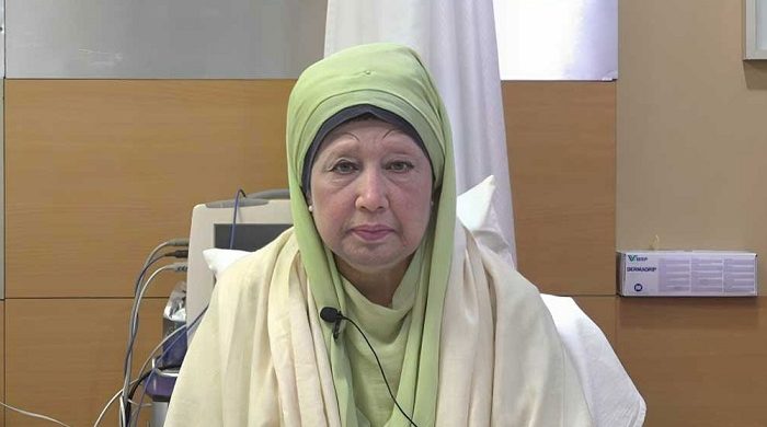 লন্ডনে খালেদা জিয়ার ‘পূর্ণাঙ্গ স্বাস্থ্য পরীক্ষা’ শুরু