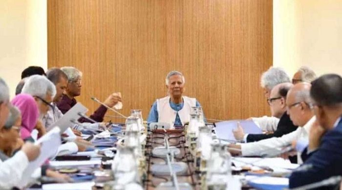 সন্ধ্যায় উপদেষ্টা পরিষদের জরুরি বৈঠক