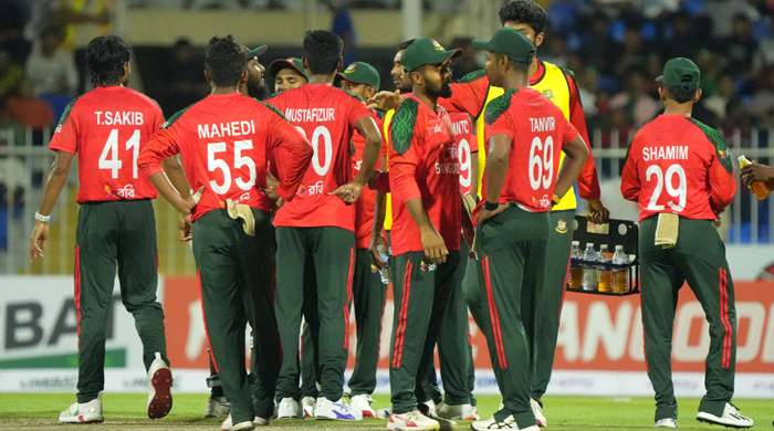 আমিরাতের কাছে সিরিজ হারের লজ্জা বাংলাদেশের