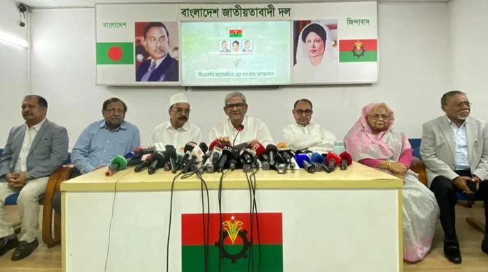 নির্বাচিত সরকারের সঙ্গে কাজ করতে মুখিয়ে আছে চীন: মির্জা ফখরুল