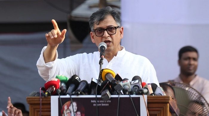 ‘গুলশানের চাঁদাবাজির ঘটনায় উপদেষ্টা জড়িত কিনা, স্পষ্ট করা দরকার’