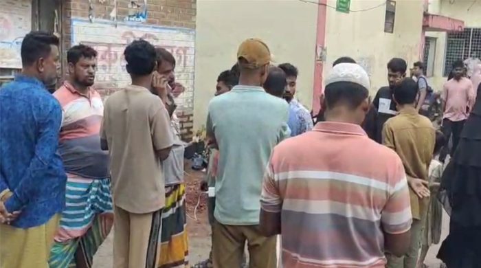 নরসিংদীতে বিএনপির দুই গ্রুপে সংঘর্ষ, গুলিবিদ্ধ হয়ে নিহত ১