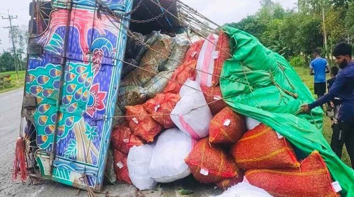 নবীগঞ্জে ট্রাক-পিকআপ সংঘর্ষে ব্যবসায়ী নিহত