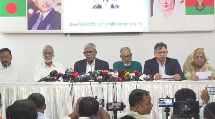 জাতীয় নির্বাচনের আগে গণভোট অপ্রয়োজনীয় : মির্জা ফখরুল