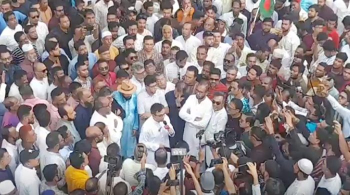 শহীদ জিয়ার নেতৃত্বে এই দেশ সর্বক্ষেত্রে স্বংয়ন সম্পন্নতা অর্জন করে