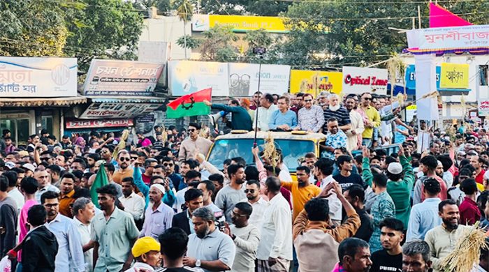 মহান বিজয় দিবস উপলক্ষে সিলেটে মহানগর বিএনপির বর্ণাঢ্য র‌্যালি
