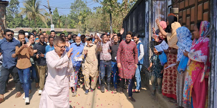 খন্দকার মুক্তাদিরের গণসংযোগ রূপ নিল বিশাল গণমিছিলে