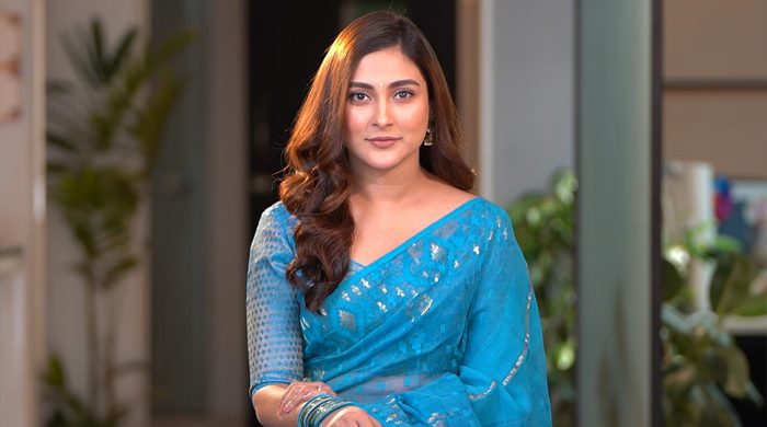 মামলা থেকে অব্যাহতি পেলেন অভিনেত্রী মেহজাবীন