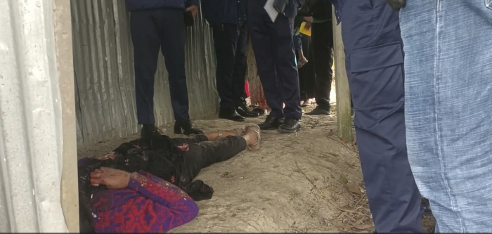 নাটোরে নির্জন স্থানে মিললো তরুণীর রক্তাক্ত মরদেহ