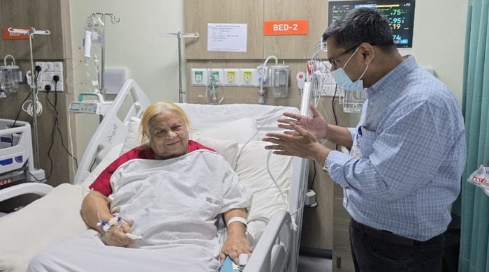 সাবেক মন্ত্রী সেলিমা রহমানকে দেখতে হাসপাতালে ডা. বিটু