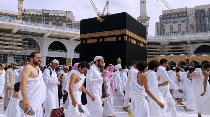 রমজানে ওমরাহ পালনে নতুন নির্দেশনা সৌদির