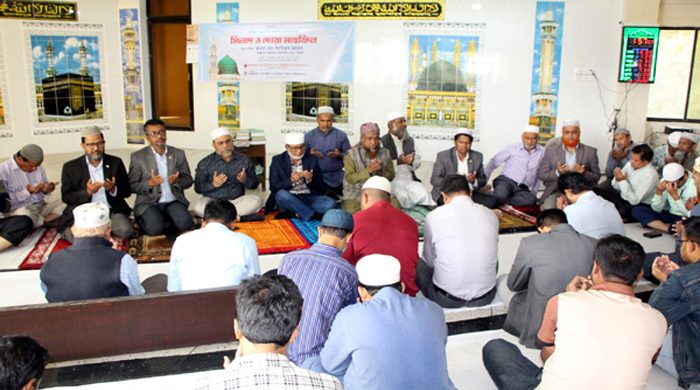 জালালাবাদ গ্যাস অফিসে পবিত্র শবে বরাত উপলক্ষে মিলাদ ও দোয়া মাহফিল
