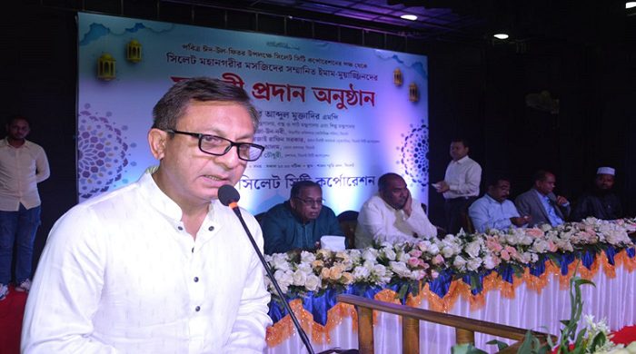 সিসিকের সব সড়ক ‘এ’ গ্রেডে উন্নীত করা হবে: সিলেটে বাণিজ্যমন্ত্রী