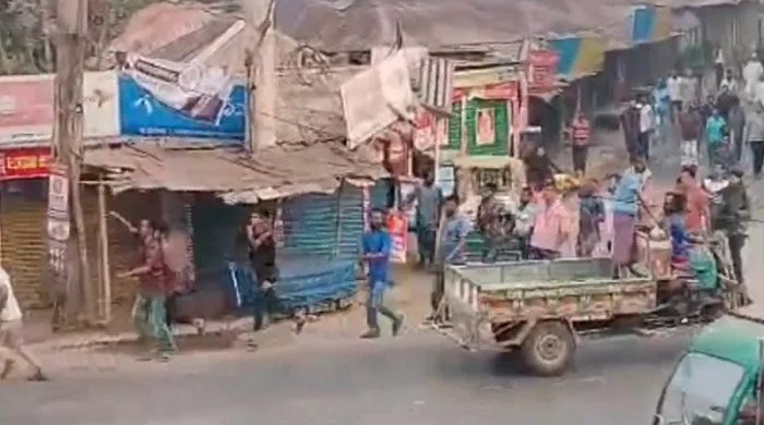 গাজীপুরে ঝুট ব্যবসাকে কেন্দ্র করে বিএনপির দুই গ্রুপের সংঘর্ষ