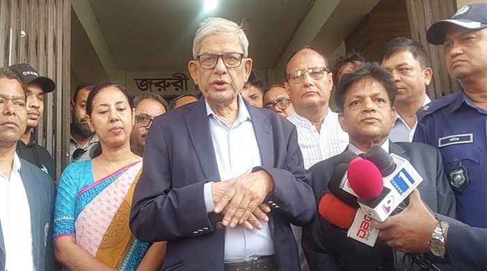 ঠাকুরগাঁও সদর হাসপাতালকে ৫শ’ বেডে উন্নীত করা হবে : মির্জা ফখরুল