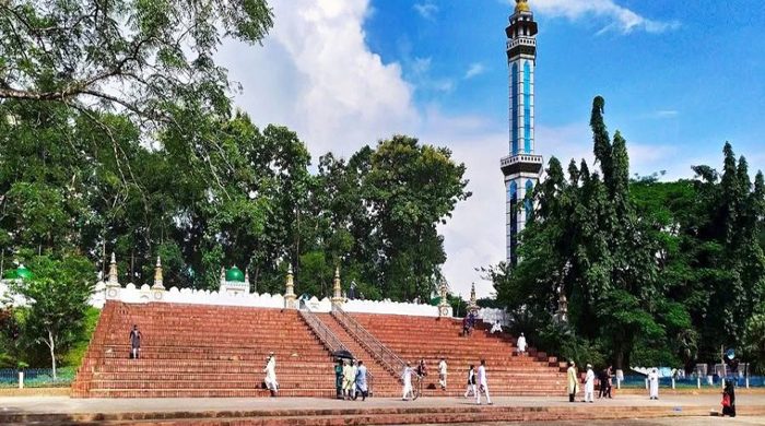 সিলেট নগরীর প্রধান কয়েকটি ঈদ জামাত, কখন কোথায়?