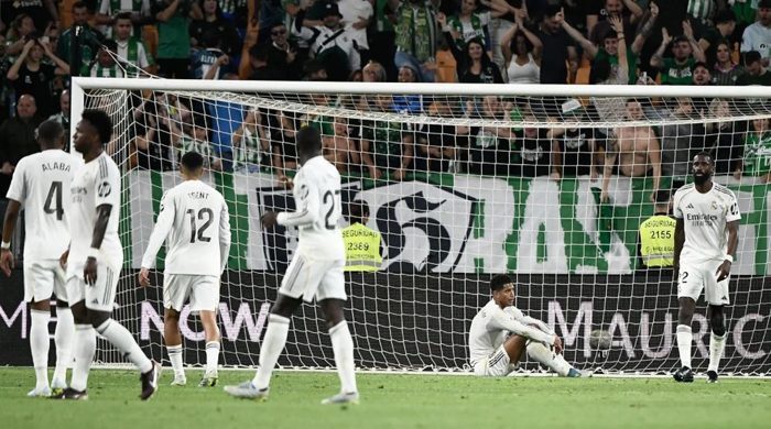 শেষ মুহূর্তে গোল খেয়ে ড্র