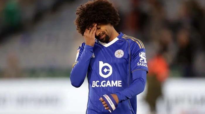 এবার তৃতীয় বিভাগে নেমে গেল হামজার লেস্টার সিটি