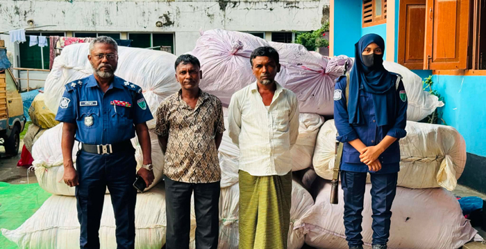 জৈন্তাপুরে কাভার্ড ভ্যানসহ ১১লক্ষ টাকার ভারতীয় পণ্য জব্দ গ্রেফতার ২