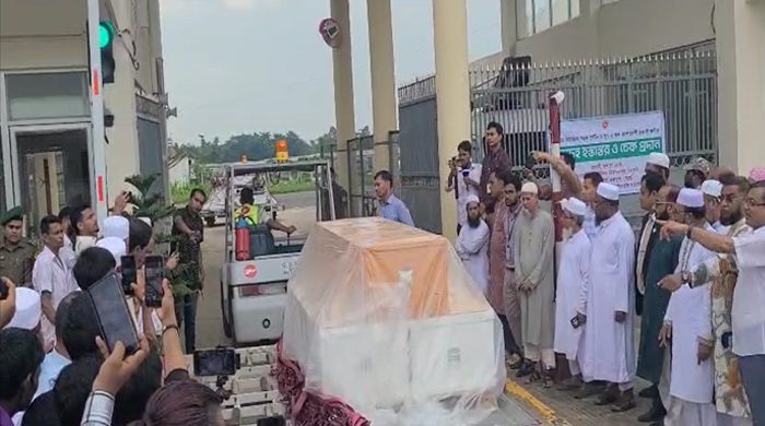 কাতারে নিহত ৫ প্রবাসীর লাশ সিলেটে, পরিবারের কাছে হস্তান্তর