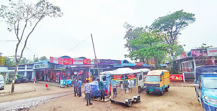  জাফলং পর্যটনকেন্দ্রের খাসজমি ৮ ব্যবসায়ীর দখলে, তদন্ত প্রতিবেদন ডিসি অফিসে
