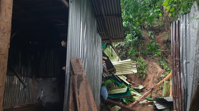 বান্দরবানে পাহাড়ধস, ২ পরিবারের ৫ জনের মৃত্যু