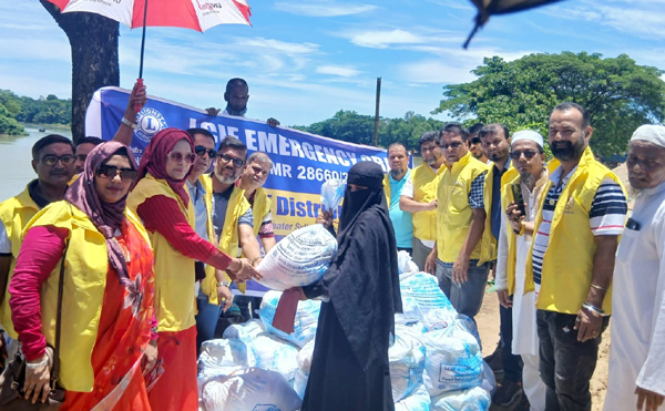 লায়ন্স ক্লাব ইন্টারন্যাশনাল ফাউন্ডেশনের উদ্যোগে সুনামগঞ্জ ও বৃহত্তর সিলেটে খাদ্য সামগ্রী বিতরণ