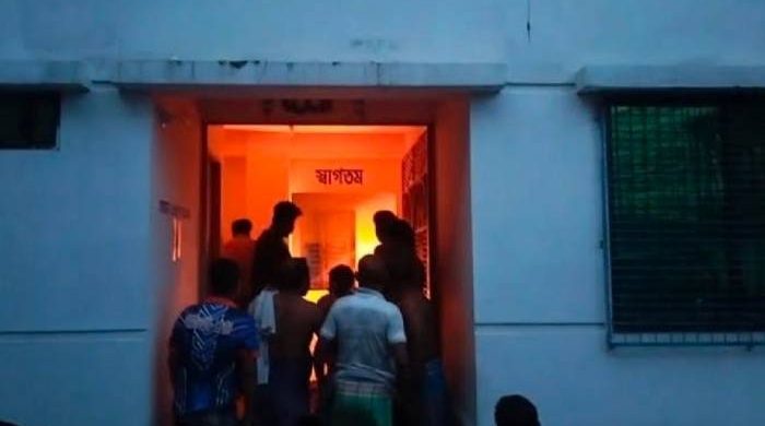 সাভারে কেমিক্যাল কারখানায় আগুন, আহত ৫