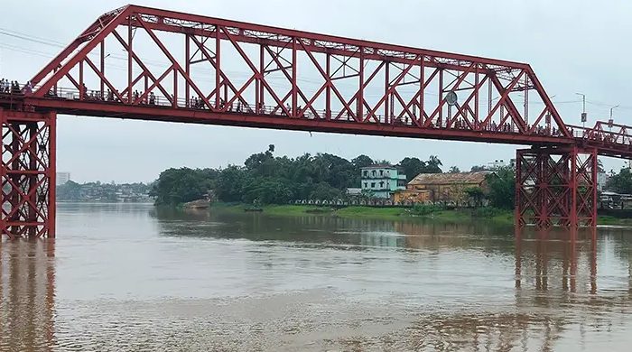 সিলেটে সুরমা-কুশিয়ারার দুই পয়েন্টে পানি বিপৎসীমার ওপরে