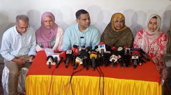 সিলেটে ট্রিপল মার্ডার: মামলার তদন্ত সিআইডির কাছে হস্তান্তরের দাবি সাত্তার-সুরাইয়ার সন্তানদের
