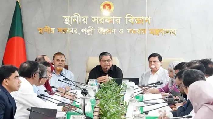 সৌরবিদ্যুৎ ছাড়া ব্যাটারি রিকশা রিচার্জ করলে জরিমানা, পাবে না সনদ