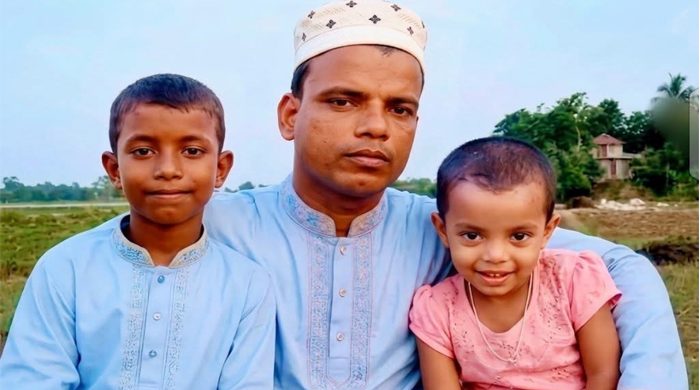 পারিবারিক কলহের জেরে পানিতে ফেলে হত্যা করেন পাষণ্ড পিতা