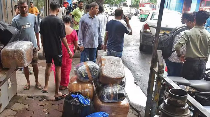 কলকাতায় ২ দিনে বন্ধ ২ শতাধিক হোটেল, বিপাকে বাংলাদেশি