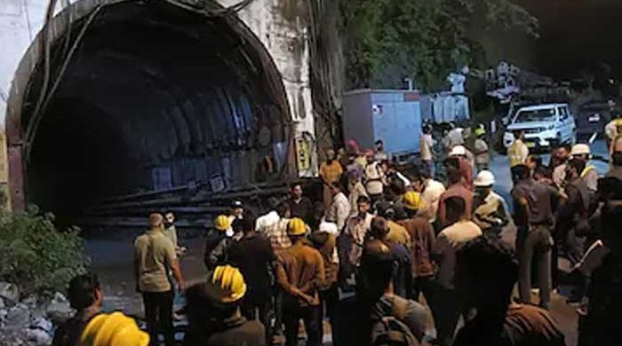 ভারতের উত্তরাখণ্ডে নির্মাণাধীন টানেল ধসে নিহত ৭ জন