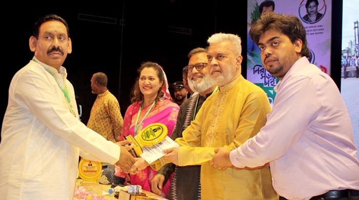 নিসচা সম্মাননা পেলেন লায়ন গনি মিয়া বাবুল