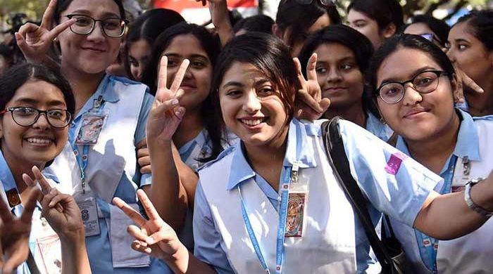 এসএসসি পরীক্ষার ফল প্রকাশ, পাসের হার ৬২.২৫ শতাংশ