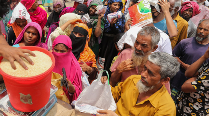 ১৫ টাকায় ছয় মাসে ৩০ কেজি চাল পাবেন ৫৫ লাখ কার্ডধারী