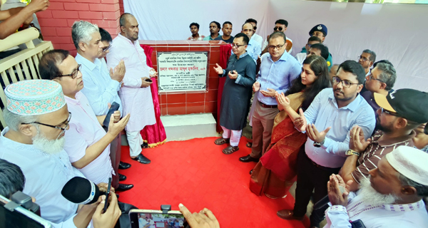 সরকার আধুনিক শিক্ষাব্যবস্থা নিশ্চিত করতে বিভিন্ন উদ্যোগ গ্রহণ করেছে: মন্ত্রী খন্দকার মুক্তাদির