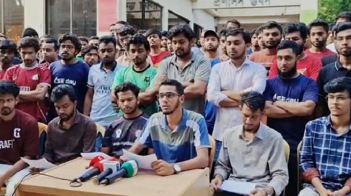 সমাধান হয়নি দাবির, সিলেট ইঞ্জিনিয়ারিং কলেজে আন্দোলন অব্যাহত